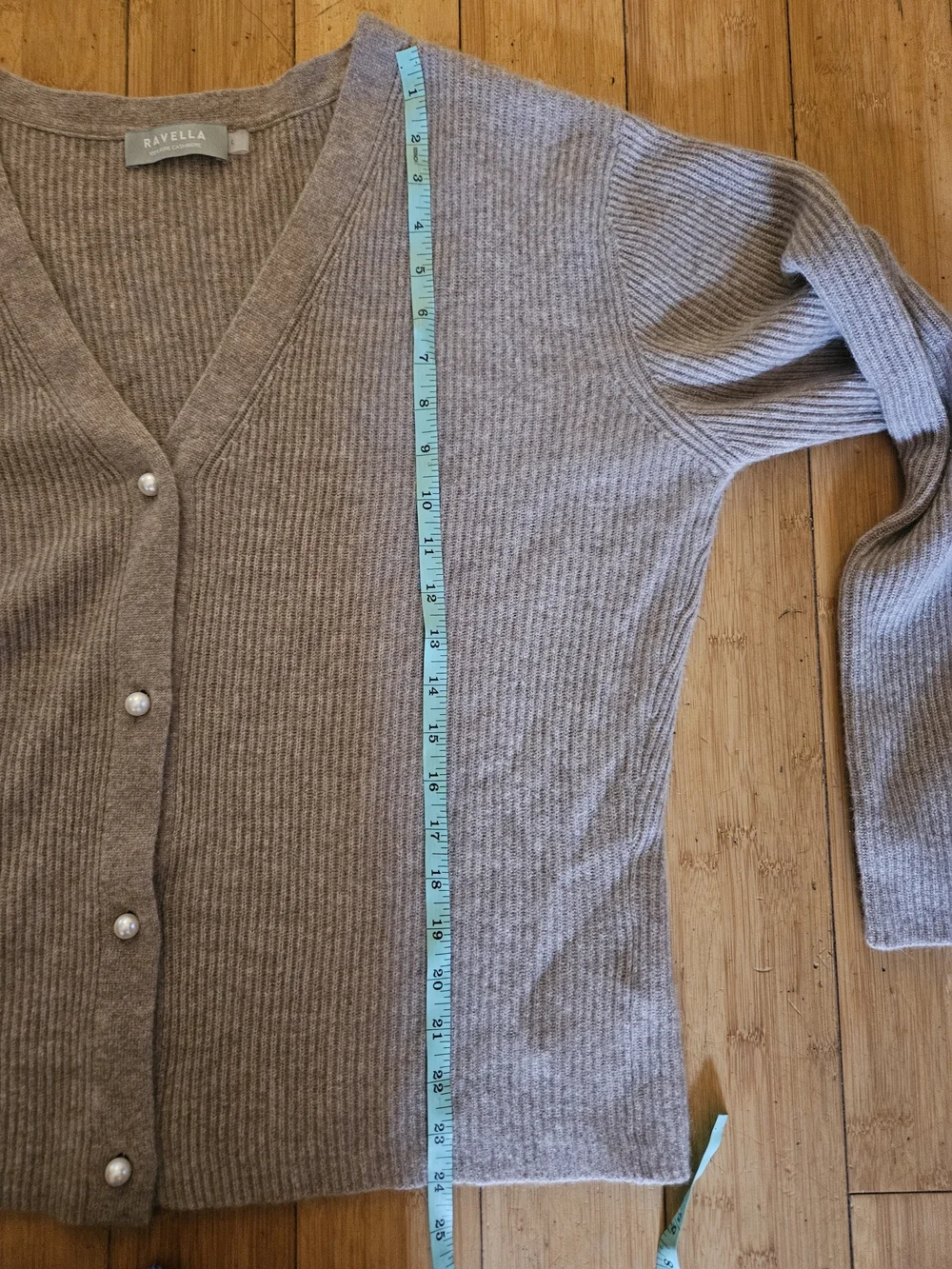 Ravella Valentina Cardigan 100%  Cashmere Pearl Buttons Luxe Oatmeal Size Large